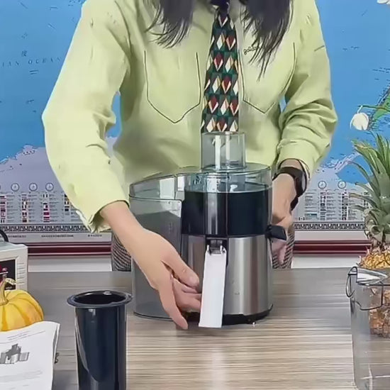 Juicer Machine – Centrifugal Juicer Extractor vedeo showing the juicer in action